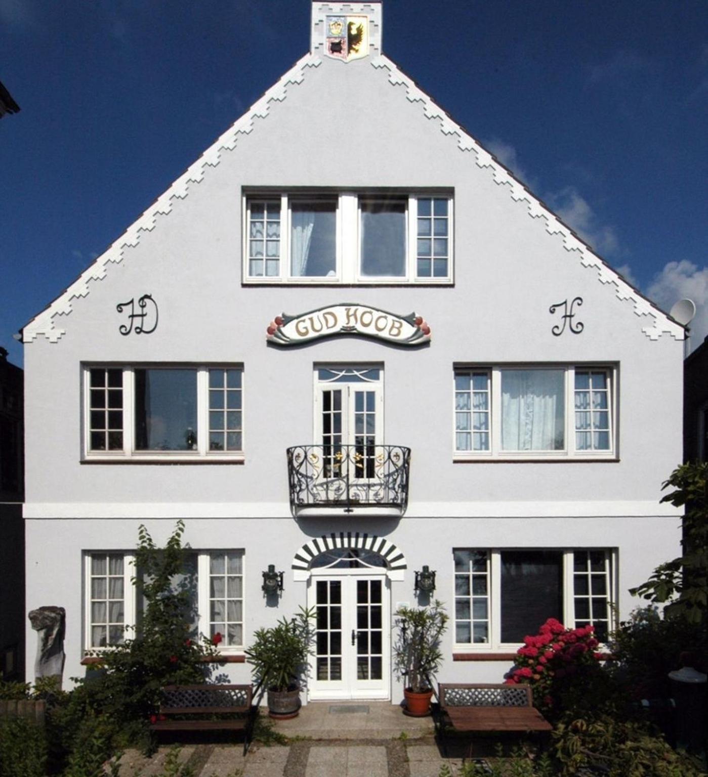 Haus Gud Hoeoeb Whg 04 Wyk auf Foehr Luaran gambar